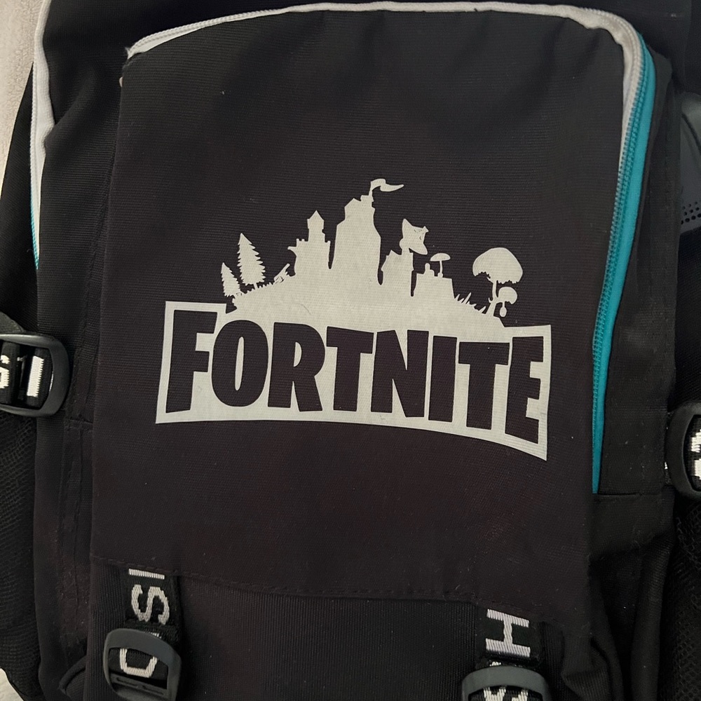 FortNite Backpack - Picture 2 of 6
